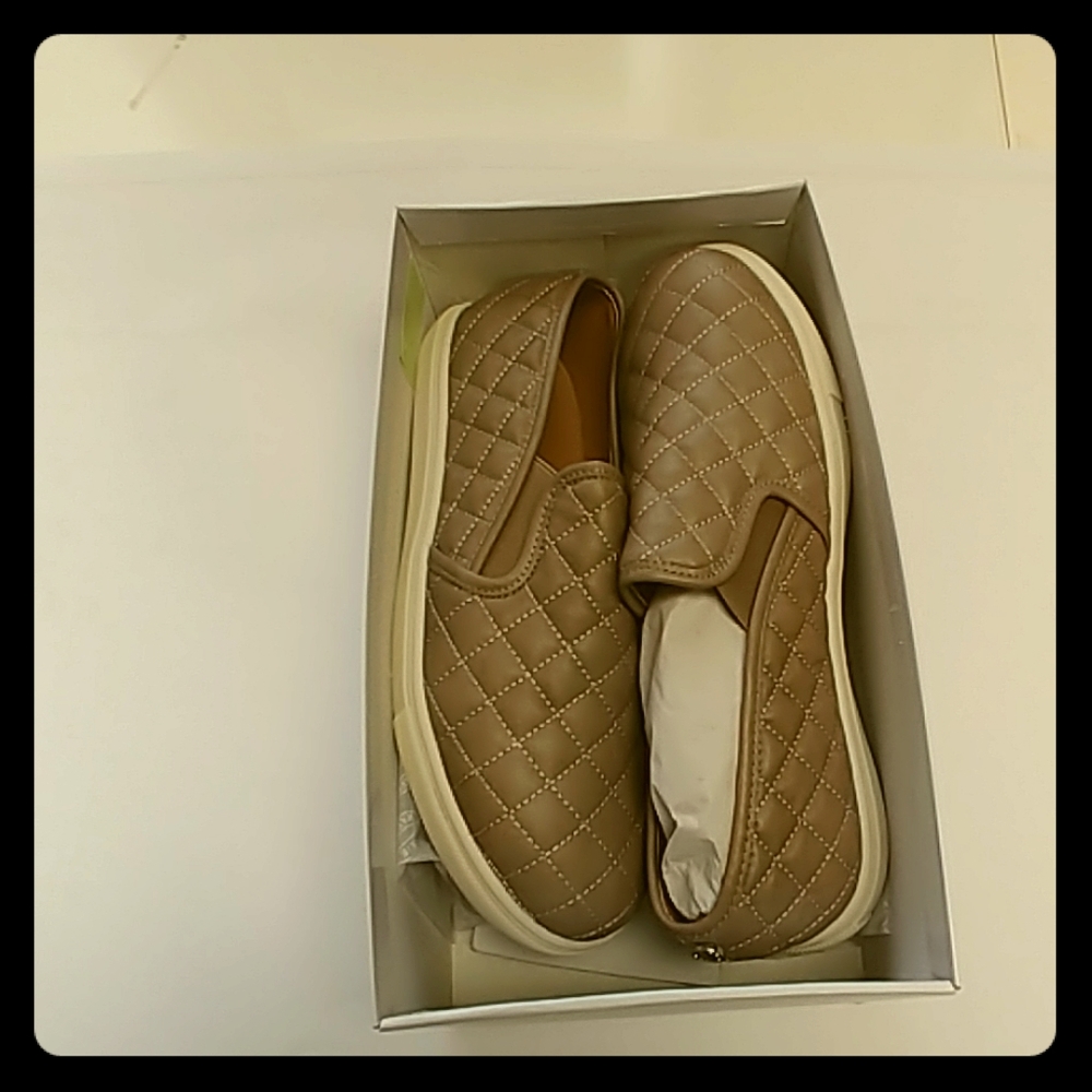 Steve Maddeb 11w womens loafers